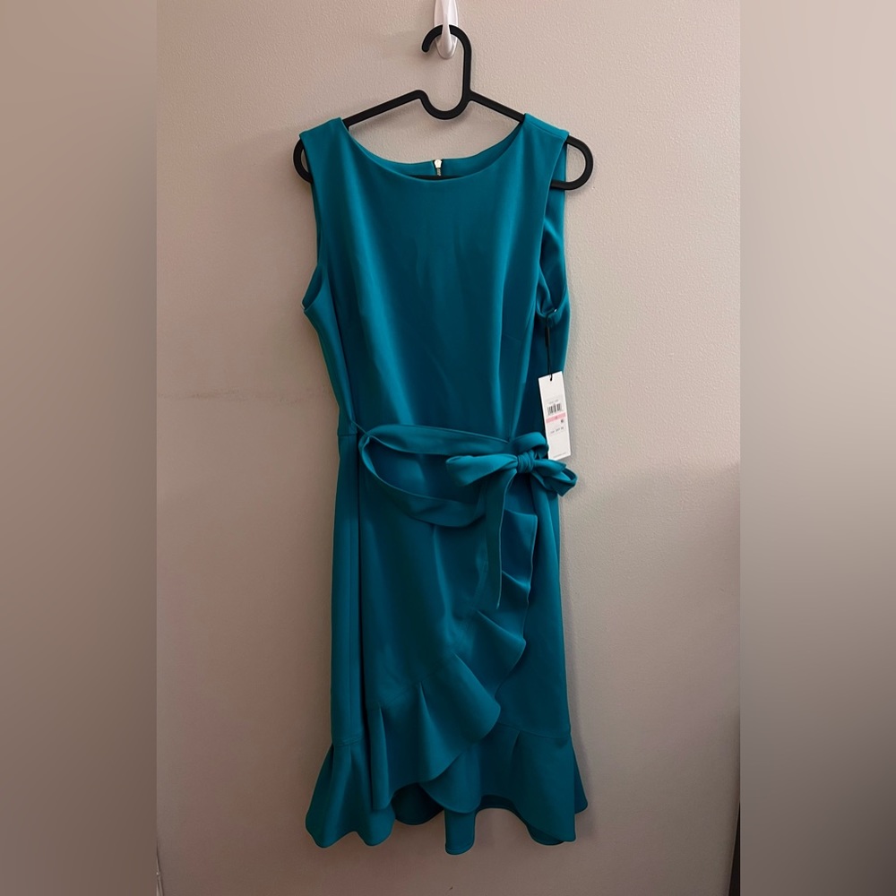 Calvin Klein Size 10 Teal Dress